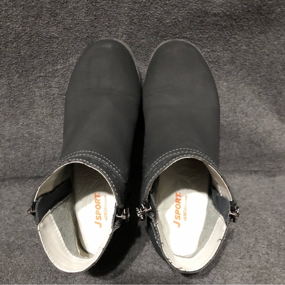 JSport Jenna Women Size 6 Bootie Ankle Boot Black Zip Up All Weather - Picture 8 of 10